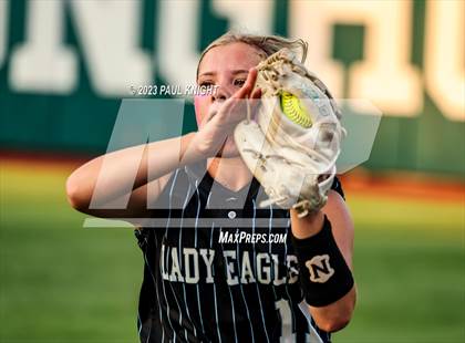 Thumbnail 3 in Como-Pickton vs. Stamford (UIL 2A Softball Semifinal) photogallery.