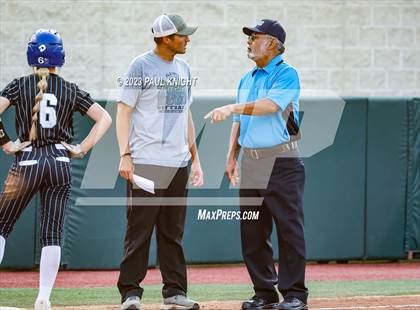 Thumbnail 3 in Como-Pickton vs. Stamford (UIL 2A Softball Semifinal) photogallery.