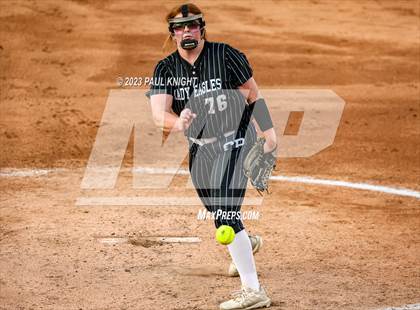 Thumbnail 2 in Como-Pickton vs. Stamford (UIL 2A Softball Semifinal) photogallery.