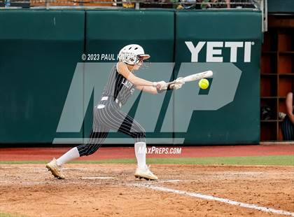 Thumbnail 2 in Como-Pickton vs. Stamford (UIL 2A Softball Semifinal) photogallery.