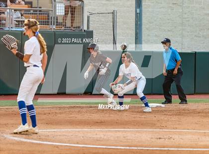 Thumbnail 3 in Como-Pickton vs. Stamford (UIL 2A Softball Semifinal) photogallery.