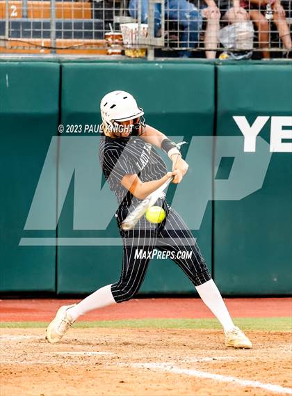 Thumbnail 1 in Como-Pickton vs. Stamford (UIL 2A Softball Semifinal) photogallery.