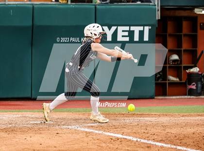 Thumbnail 1 in Como-Pickton vs. Stamford (UIL 2A Softball Semifinal) photogallery.