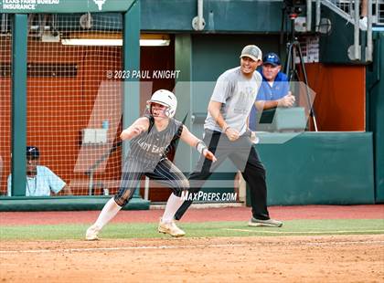 Thumbnail 3 in Como-Pickton vs. Stamford (UIL 2A Softball Semifinal) photogallery.