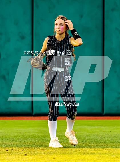 Thumbnail 1 in Como-Pickton vs. Stamford (UIL 2A Softball Semifinal) photogallery.