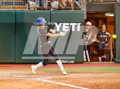 Thumbnail 1 in Como-Pickton vs. Stamford (UIL 2A Softball Semifinal) photogallery.
