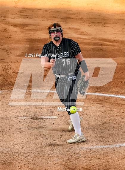 Thumbnail 2 in Como-Pickton vs. Stamford (UIL 2A Softball Semifinal) photogallery.