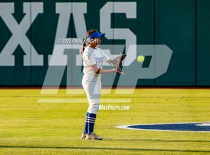 Thumbnail 1 in Como-Pickton vs. Stamford (UIL 2A Softball Semifinal) photogallery.