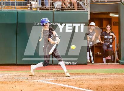 Thumbnail 2 in Como-Pickton vs. Stamford (UIL 2A Softball Semifinal) photogallery.
