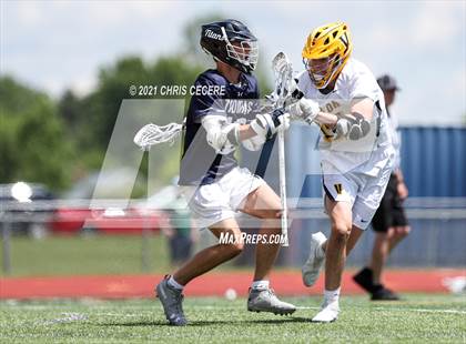 Thumbnail 2 in Webster Thomas @ Victor (Section 5 Class B Semifinal) photogallery.