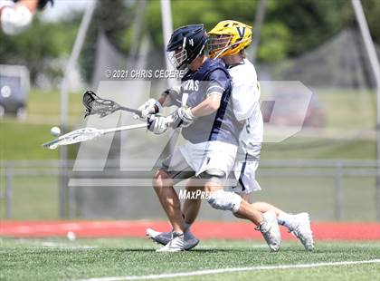 Thumbnail 3 in Webster Thomas @ Victor (Section 5 Class B Semifinal) photogallery.