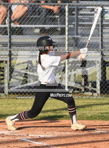 Thumbnail 3 in George Ranch vs Tompkins (UIL 6A Bi-District Playoff) photogallery.