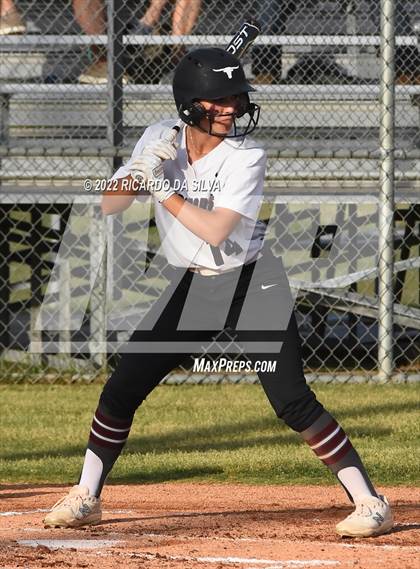 Thumbnail 2 in George Ranch vs Tompkins (UIL 6A Bi-District Playoff) photogallery.