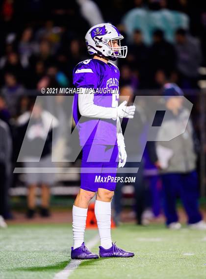 Thumbnail 2 in Curtis @ Tottenville photogallery.