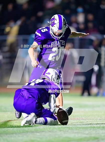 Thumbnail 2 in Curtis @ Tottenville photogallery.