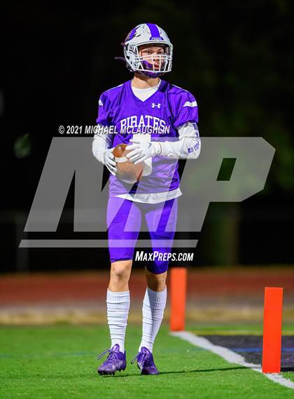 Thumbnail 3 in Curtis @ Tottenville photogallery.