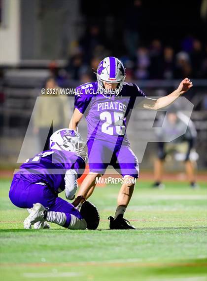 Thumbnail 3 in Curtis @ Tottenville photogallery.