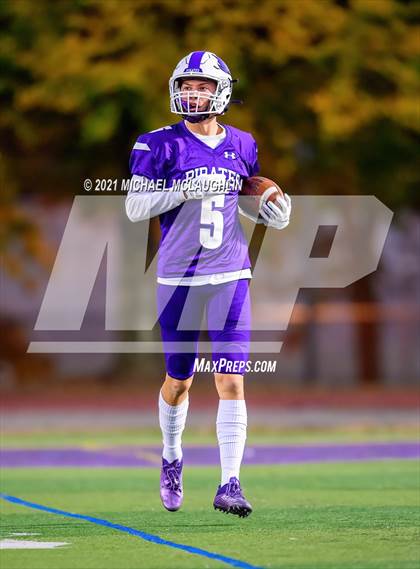 Thumbnail 3 in Curtis @ Tottenville photogallery.