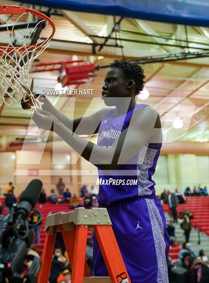 Thumbnail 3 in Brownsburg vs. Avon (Hendricks County Tournament) photogallery.