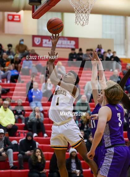 Thumbnail 1 in Brownsburg vs. Avon (Hendricks County Tournament) photogallery.