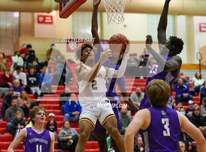 Thumbnail 1 in Brownsburg vs. Avon (Hendricks County Tournament) photogallery.