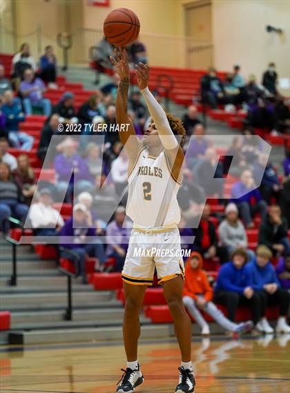 Thumbnail 2 in Brownsburg vs. Avon (Hendricks County Tournament) photogallery.