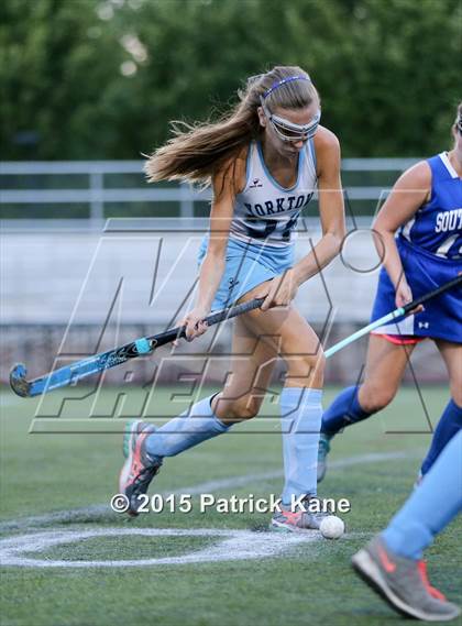 Thumbnail 1 in South Lakes @ Yorktown photogallery.