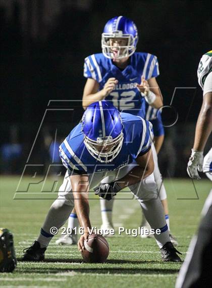 Thumbnail 2 in Canyon vs. Burbank photogallery.