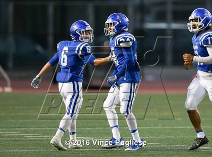 Thumbnail 3 in Canyon vs. Burbank photogallery.