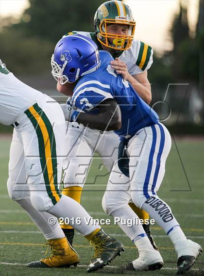Thumbnail 1 in Canyon vs. Burbank photogallery.