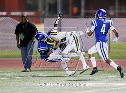 Thumbnail 3 in Canyon vs. Burbank photogallery.