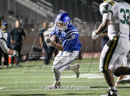 Thumbnail 2 in Canyon vs. Burbank photogallery.