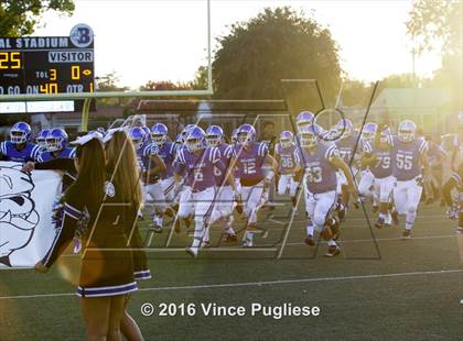 Thumbnail 3 in Canyon vs. Burbank photogallery.