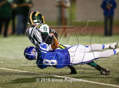 Thumbnail 1 in Canyon vs. Burbank photogallery.