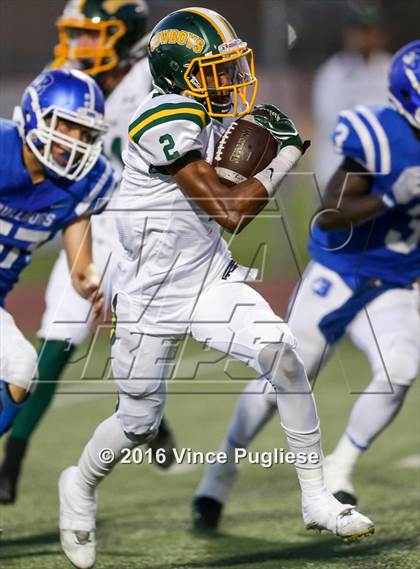 Thumbnail 1 in Canyon vs. Burbank photogallery.
