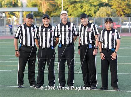 Thumbnail 3 in Canyon vs. Burbank photogallery.