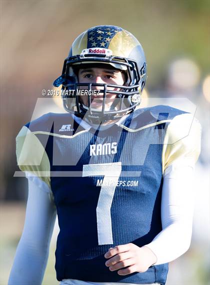 Thumbnail 2 in Lafayette vs. Eastern View (VHSL 4A 3rd Round Playoff) photogallery.