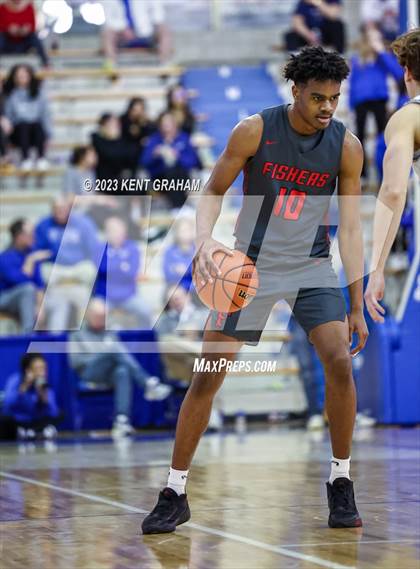 Thumbnail 2 in Fishers vs Hamilton (IHSAA Southeastern 4A Sectional Round1) photogallery.