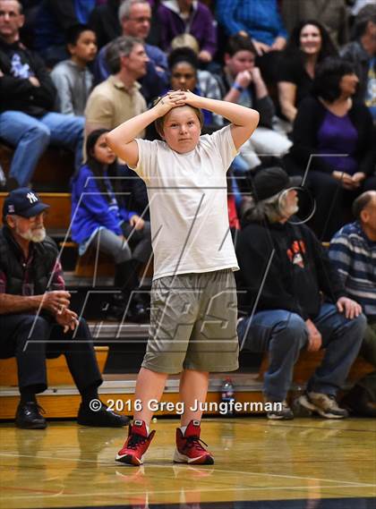 Thumbnail 1 in Petaluma vs. Analy (SCL Final) photogallery.