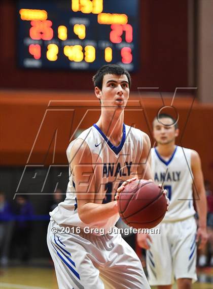 Thumbnail 1 in Petaluma vs. Analy (SCL Final) photogallery.