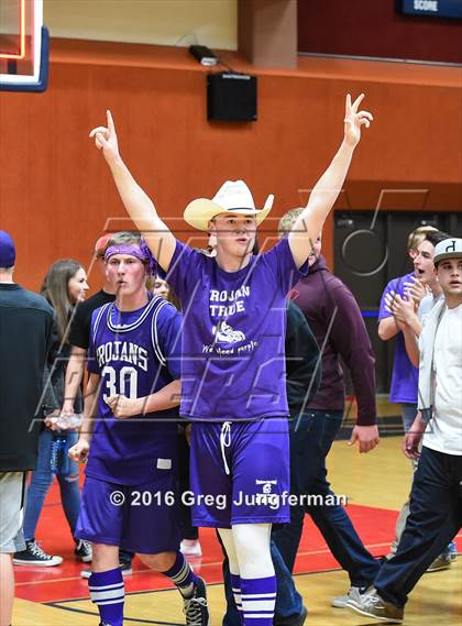 Thumbnail 2 in Petaluma vs. Analy (SCL Final) photogallery.