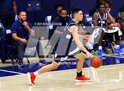 Thumbnail 1 in St. John Bosco vs. Sierra Canyon (CIF SS Open Playoff) photogallery.
