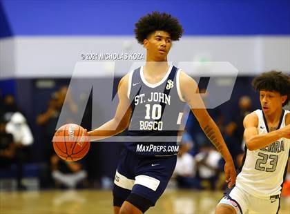 Thumbnail 3 in St. John Bosco vs. Sierra Canyon (CIF SS Open Playoff) photogallery.