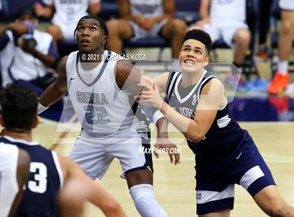 Thumbnail 3 in St. John Bosco vs. Sierra Canyon (CIF SS Open Playoff) photogallery.