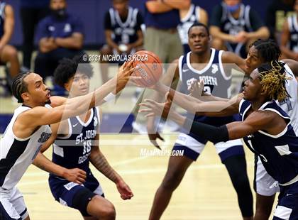 Thumbnail 2 in St. John Bosco vs. Sierra Canyon (CIF SS Open Playoff) photogallery.