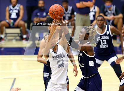 Thumbnail 3 in St. John Bosco vs. Sierra Canyon (CIF SS Open Playoff) photogallery.