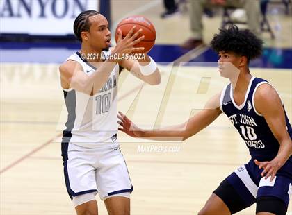 Thumbnail 2 in St. John Bosco vs. Sierra Canyon (CIF SS Open Playoff) photogallery.