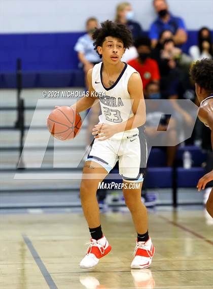 Thumbnail 1 in St. John Bosco vs. Sierra Canyon (CIF SS Open Playoff) photogallery.