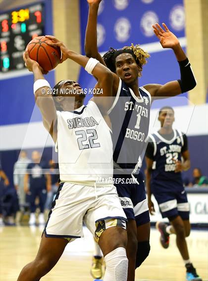 Thumbnail 3 in St. John Bosco vs. Sierra Canyon (CIF SS Open Playoff) photogallery.