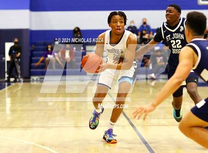 Thumbnail 1 in St. John Bosco vs. Sierra Canyon (CIF SS Open Playoff) photogallery.